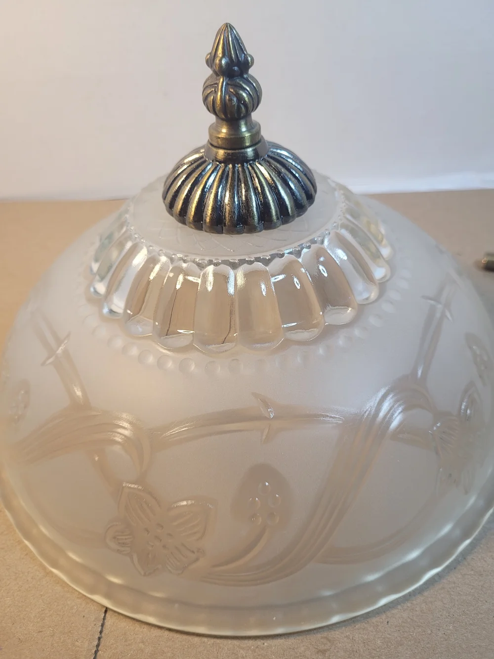 Vintage 10 inch Frosted Embossed Glass Ceiling Light Shade Deco Flowers (A1)